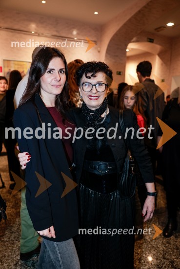  Sandra	 Debelak, igralka;  ... Smrdljivci, premira slovenske mladinske serije