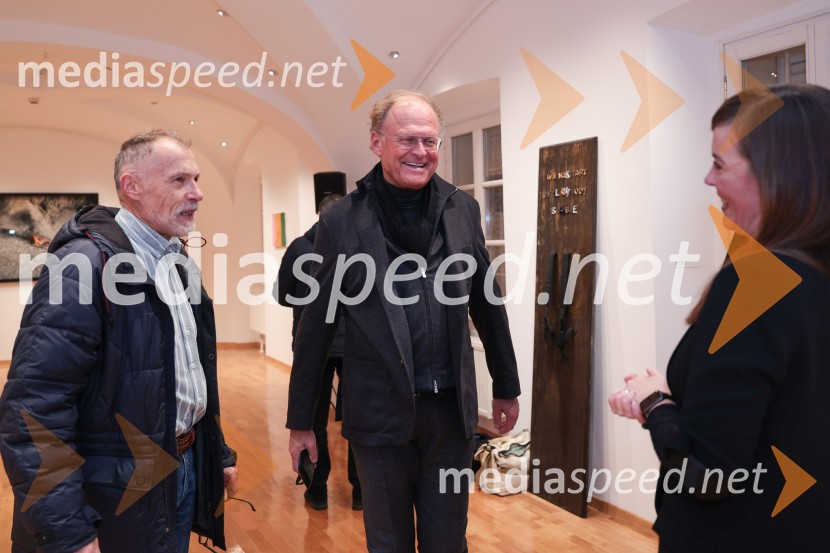  ... ;  Janez  Škrabec, direktor Riko d.o.o.;  ... Razstava Fragmenti odprla vrata v Miklovi hiši