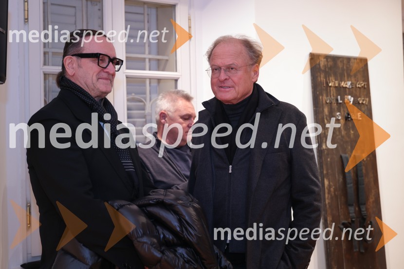  ... ;  Janez  Škrabec, direktor Riko d.o.o.Razstava Fragmenti odprla vrata v Miklovi hiši