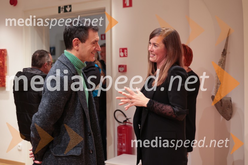 Razstava Fragmenti odprla vrata v Miklovi hiši