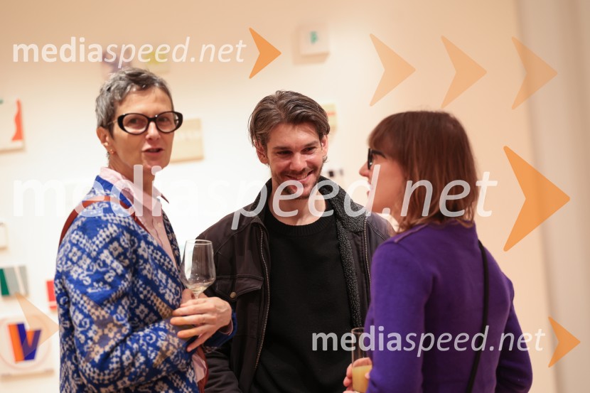 Razstava Fragmenti odprla vrata v Miklovi hiši