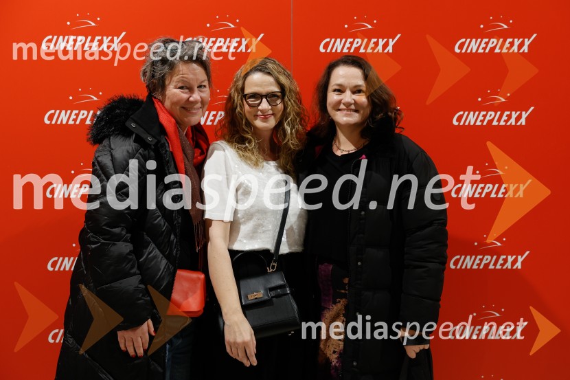 Podelitev druge zlate role za ustvarjalce filma Belo se pere na 90