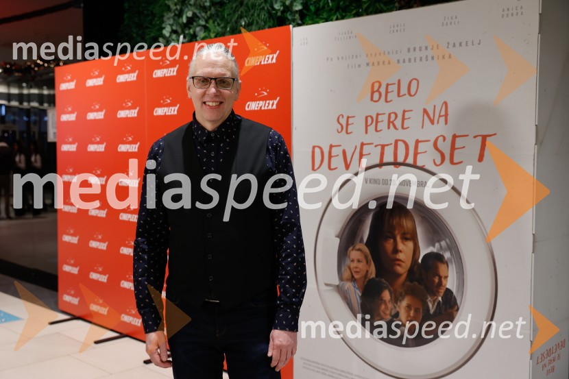 Podelitev druge zlate role za ustvarjalce filma Belo se pere na 90