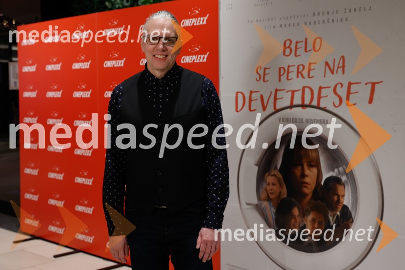 Podelitev druge zlate role za ustvarjalce filma Belo se pere na 90