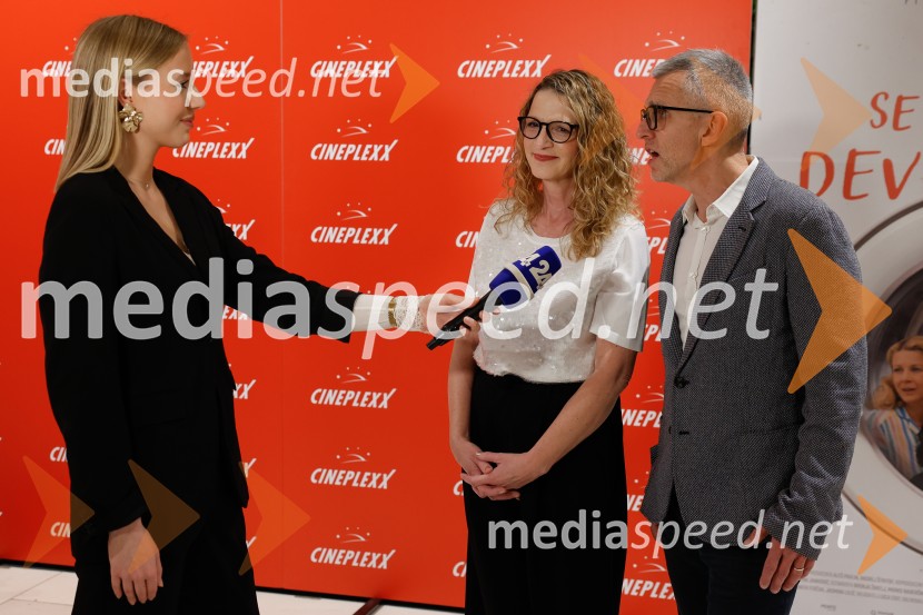 Podelitev druge zlate role za ustvarjalce filma Belo se pere na 90