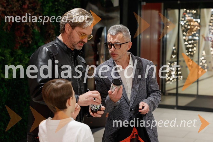 Podelitev druge zlate role za ustvarjalce filma Belo se pere na 90