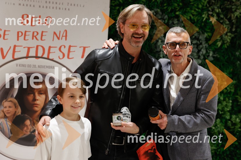 Podelitev druge zlate role za ustvarjalce filma Belo se pere na 90