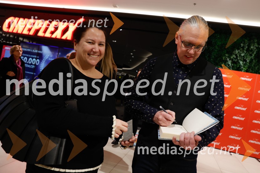 Podelitev druge zlate role za ustvarjalce filma Belo se pere na 90