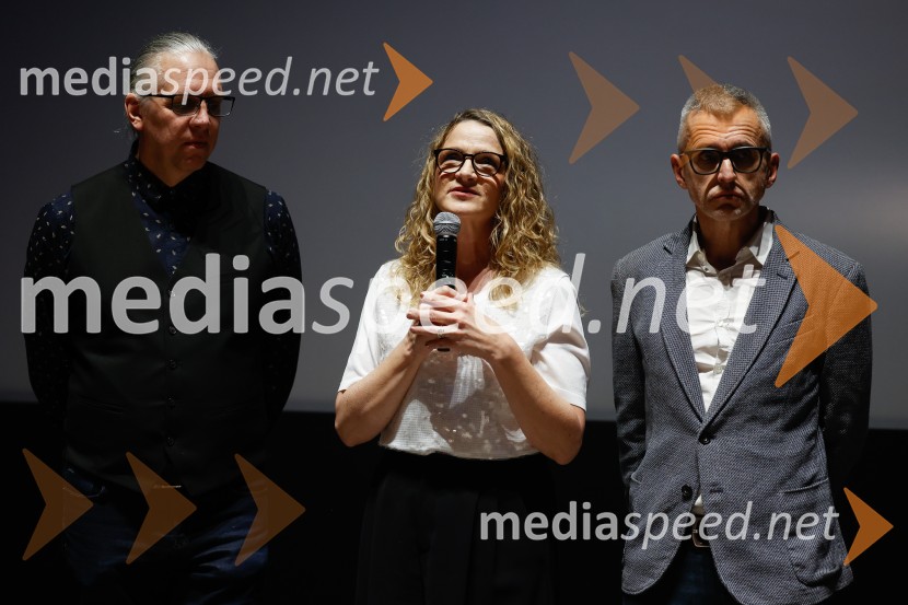 Podelitev druge zlate role za ustvarjalce filma Belo se pere na 90