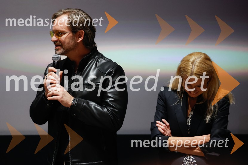 Podelitev druge zlate role za ustvarjalce filma Belo se pere na 90