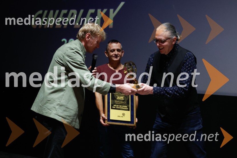 Podelitev druge zlate role za ustvarjalce filma Belo se pere na 90