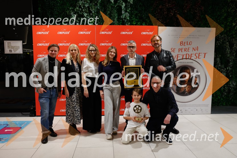 Podelitev druge zlate role za ustvarjalce filma Belo se pere na 90