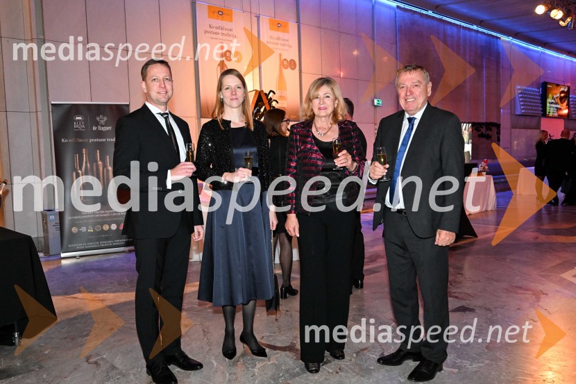 32. managerski koncert