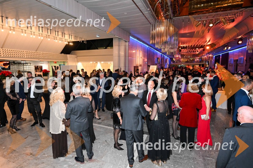 32. managerski koncert