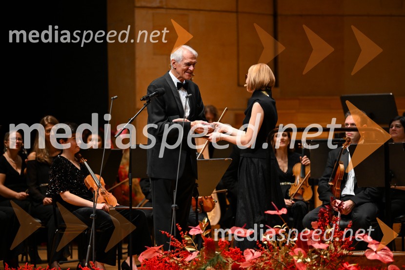 32. managerski koncert