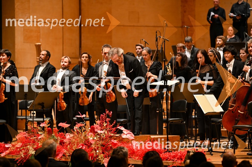 32. managerski koncert