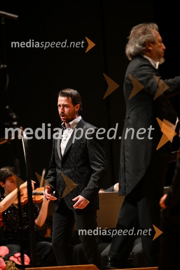 32. managerski koncert