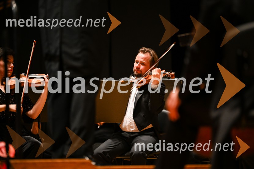 32. managerski koncert