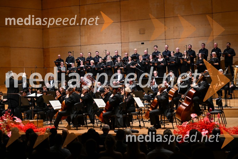 32. managerski koncert