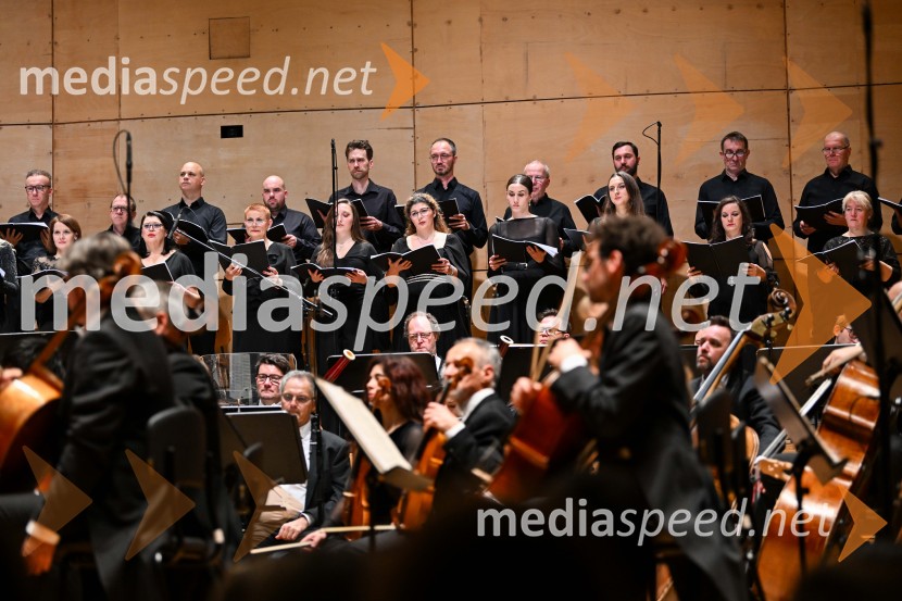 32. managerski koncert