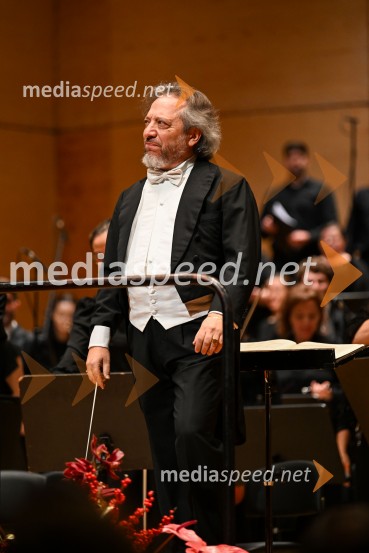 32. managerski koncert