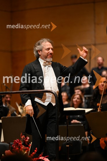 32. managerski koncert