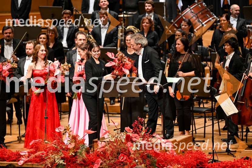 32. managerski koncert