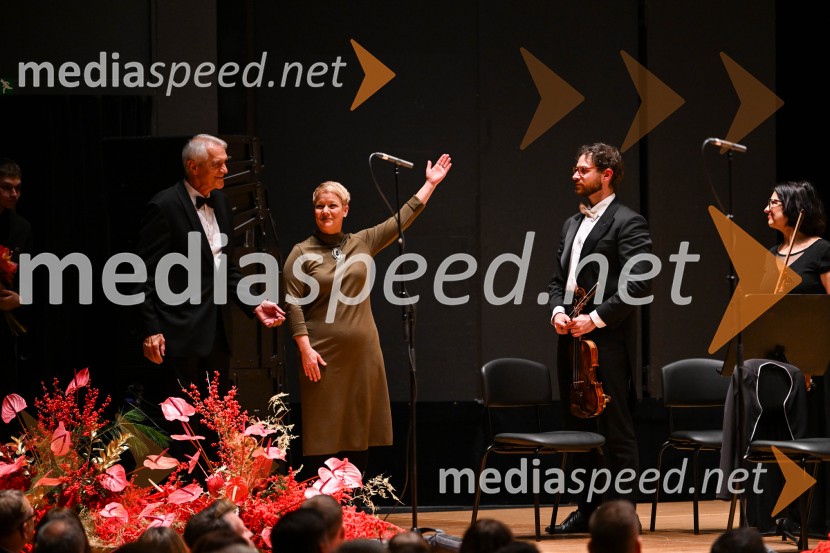 32. managerski koncert