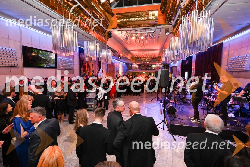 32. managerski koncert