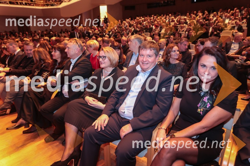 32. Managerski koncert