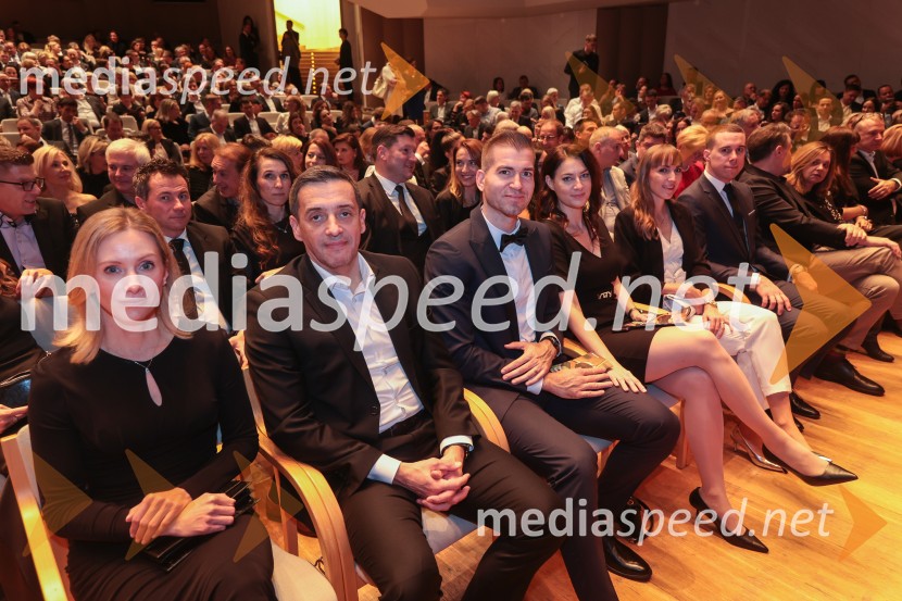 32. Managerski koncert