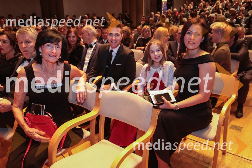 32. Managerski koncert