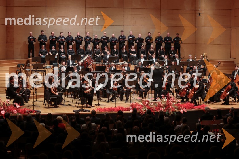 32. Managerski koncert