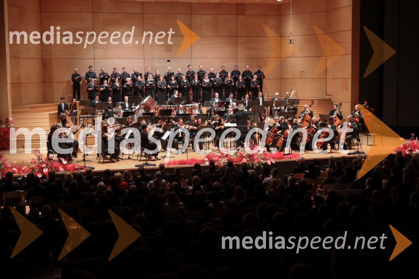 32. Managerski koncert