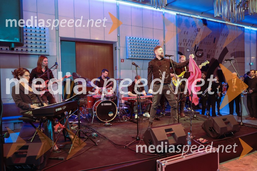 32. Managerski koncert