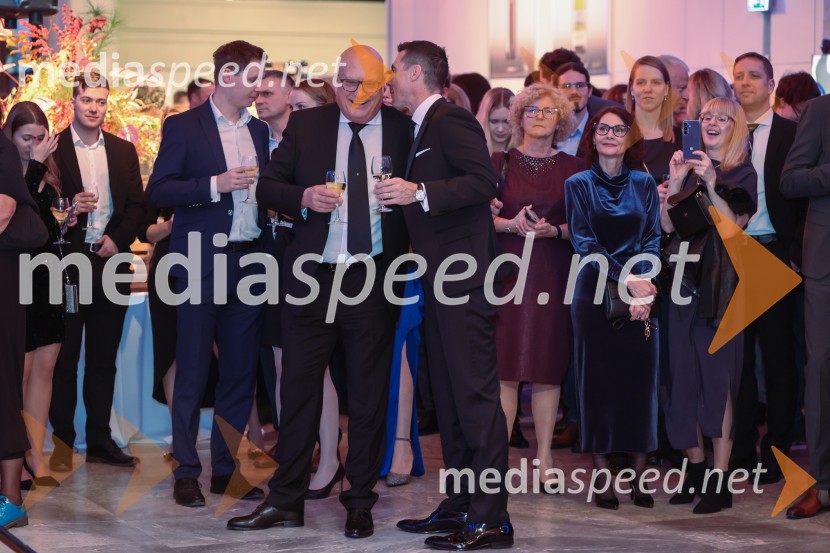 32. Managerski koncert