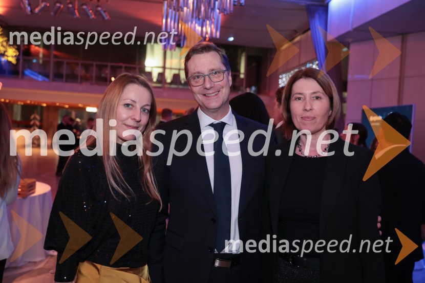 32. Managerski koncert