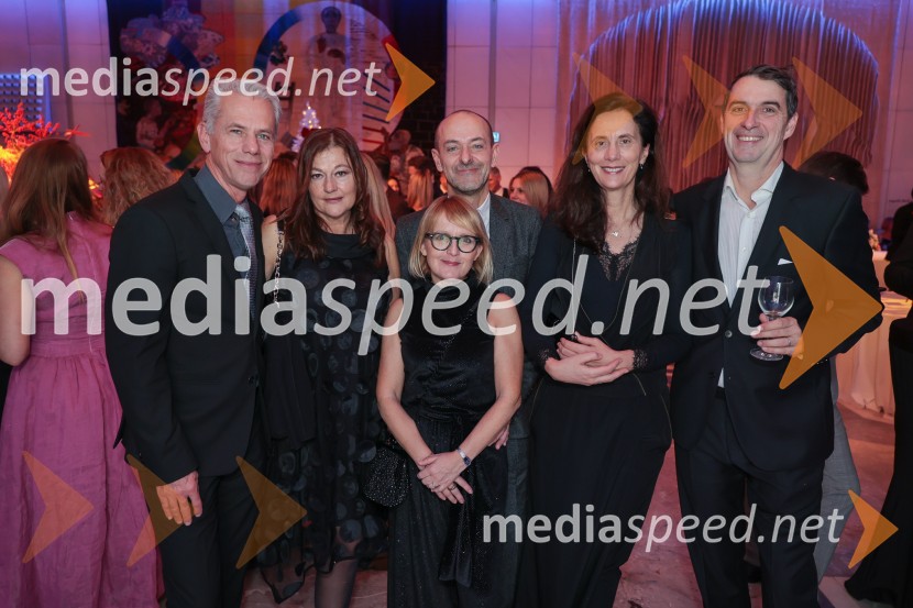 prof. dr. Marko Topič, dekan, Fakulteta za elektrotehniko;  ... ;  ... ;  ... ;  ... ;  ... 32. Managerski koncert