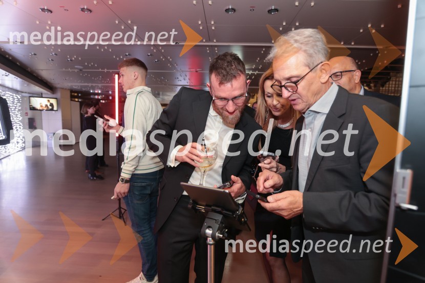 32. Managerski koncert