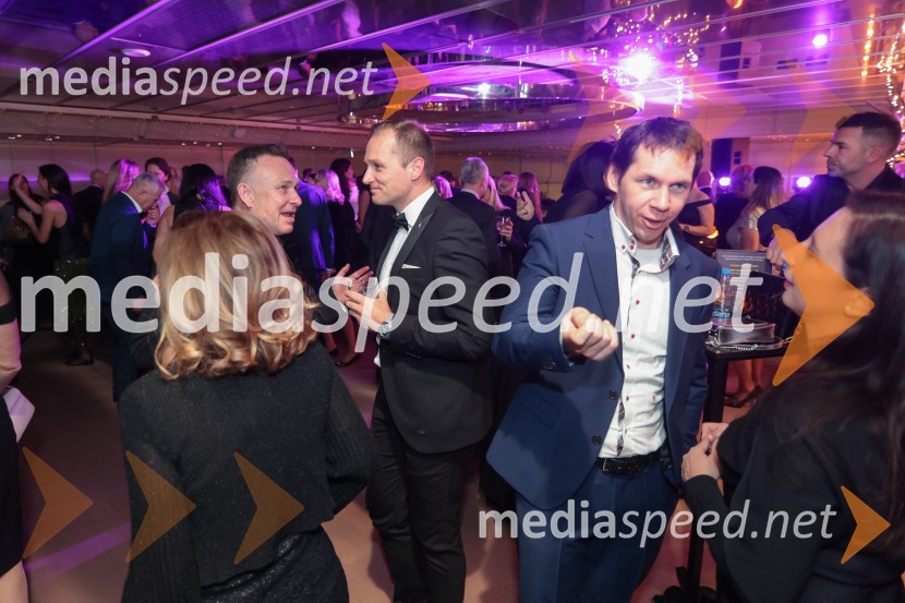 32. Managerski koncert