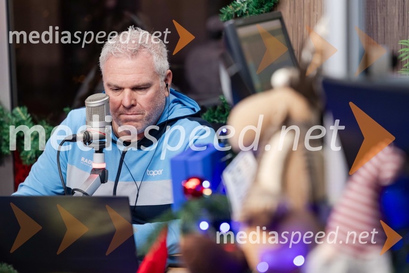  Miha Deželak, radijski voditelj, humanitarecDobrodelni maraton Radia 1