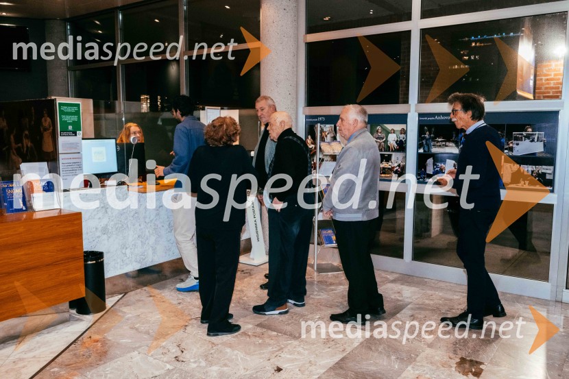 Avtorski projekt 1983 - Transgeneracijska dokumentarna fikcija v SNG Nova Gorica