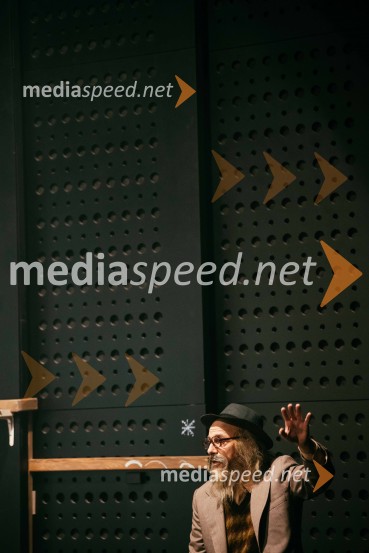 Avtorski projekt 1983 - Transgeneracijska dokumentarna fikcija v SNG Nova Gorica