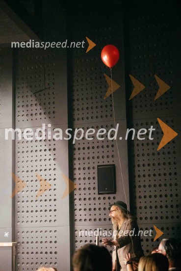 Avtorski projekt 1983 - Transgeneracijska dokumentarna fikcija v SNG Nova Gorica