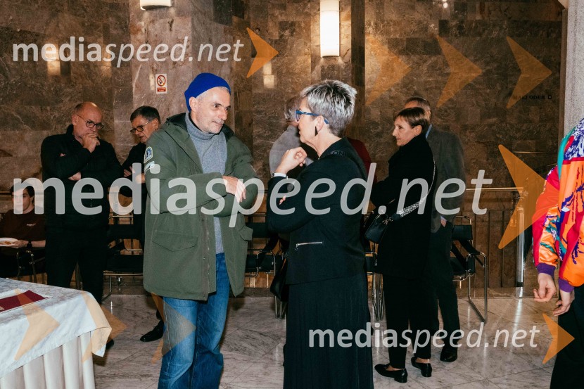 Avtorski projekt 1983 - Transgeneracijska dokumentarna fikcija v SNG Nova Gorica