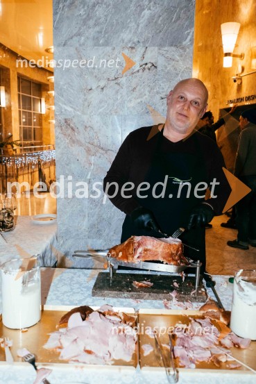 Avtorski projekt 1983 - Transgeneracijska dokumentarna fikcija v SNG Nova Gorica