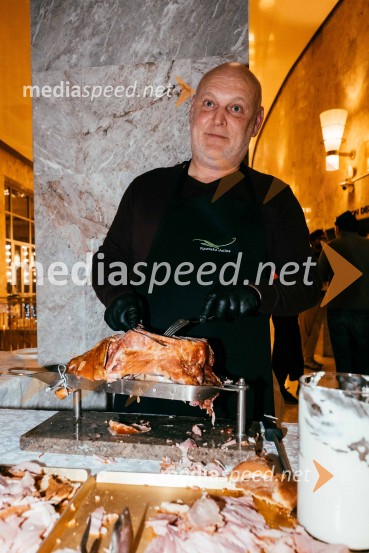 Avtorski projekt 1983 - Transgeneracijska dokumentarna fikcija v SNG Nova Gorica