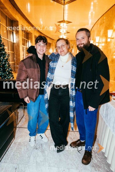 Avtorski projekt 1983 - Transgeneracijska dokumentarna fikcija v SNG Nova Gorica