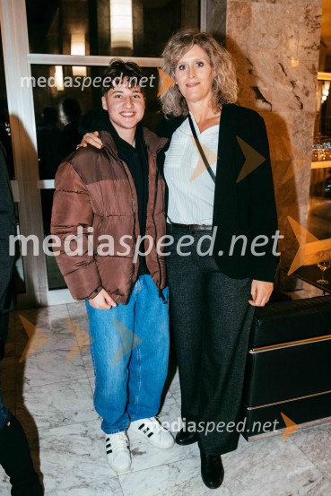 Avtorski projekt 1983 - Transgeneracijska dokumentarna fikcija v SNG Nova Gorica