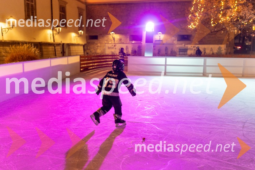 Čarobno drsališče v Mariboru